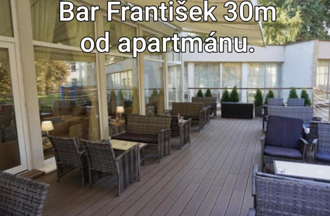 Apartmany Centro & Jacuzzi Piest'any Eksteriør billede