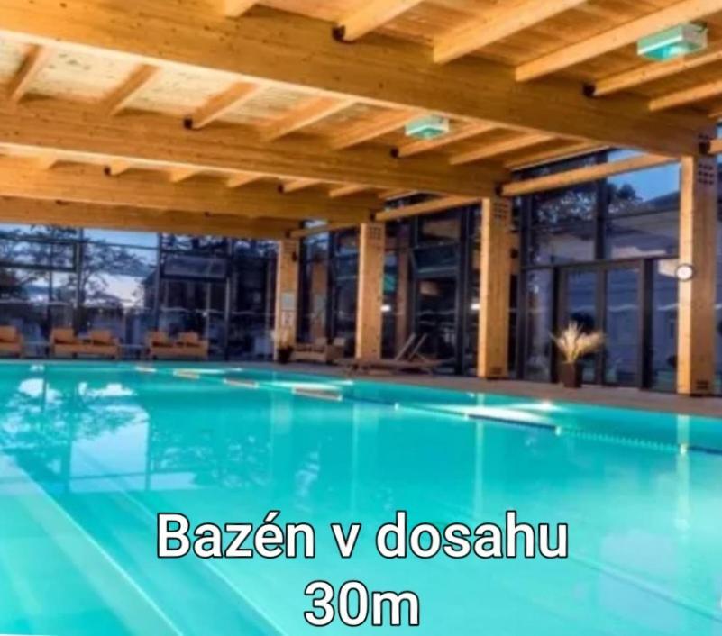 Apartmany Centro & Jacuzzi Piest'any Eksteriør billede